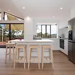 Bella Vista With Swimming Pool And Ocean View