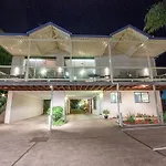 Bay Executive Motel