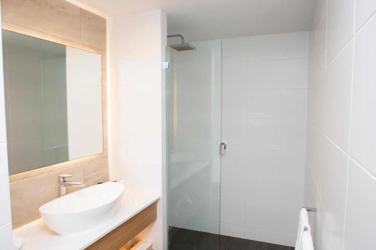 The Esplanade Motel 4*