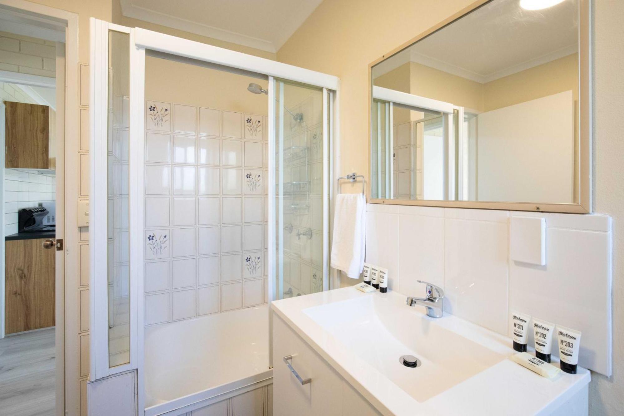 Charming 2-bed With Bay Views * Batemans Bay