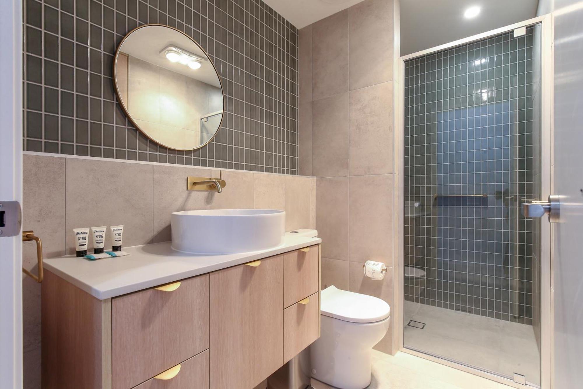 Stunning 1-bed Bayside With Superb Views Apartment *