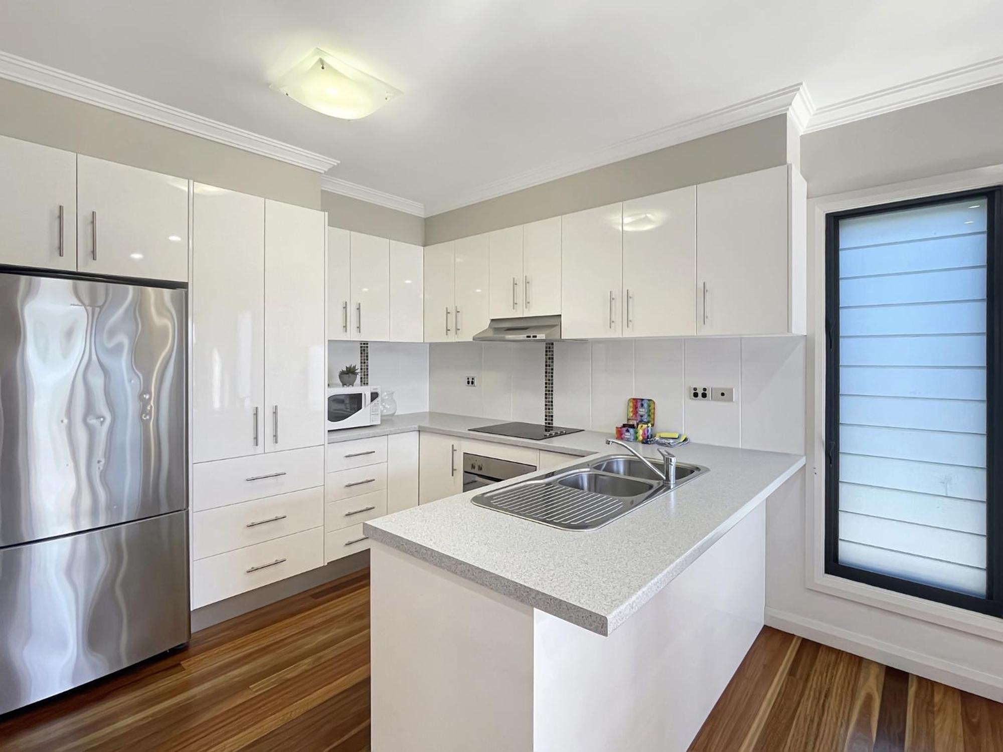 Spacious 3-bed With Bayviews From Balcony * Batemans Bay