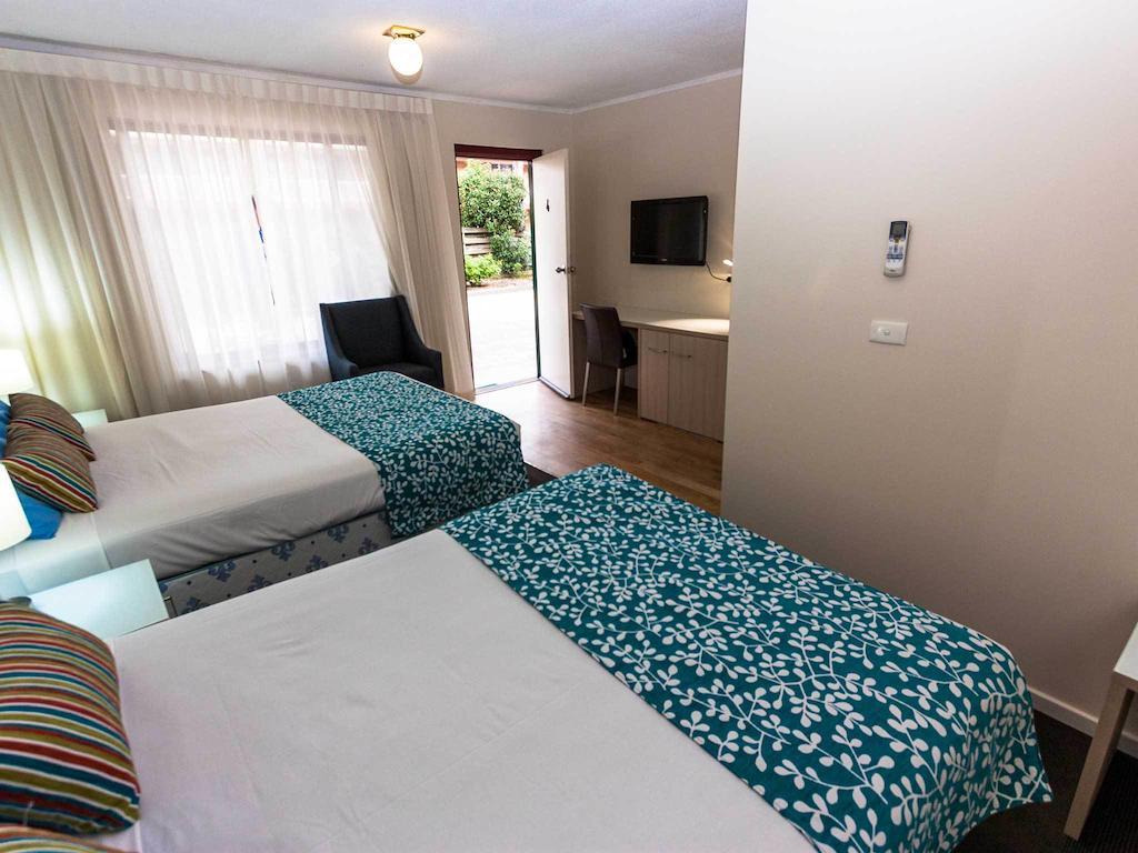 Bay Executive Motel